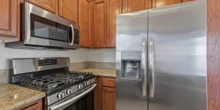 Stylish 3-Bedroom Home with Mountain Views & Attached 2-Car Garage Gallery 6
