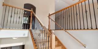 Beautiful Woodridge Home Gallery 5