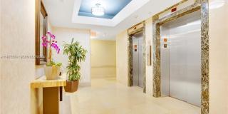 1420 Brickell Bay Dr Gallery 39
