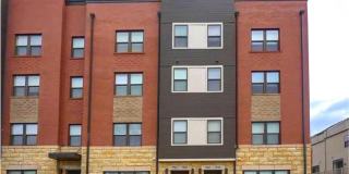 44730 TIVERTON Square Gallery 1