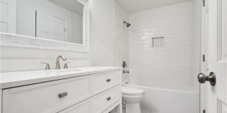 421 Warm Springs Gallery 7