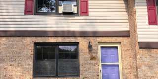2 Bedroom, 1.5 Bath Townhouse Gallery 1