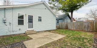 Lake Living at Its Finest in Keego Harbor! Lake Living at Its Finest in Keego Harbor! Gallery 25