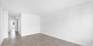 926 Park Ave Gallery 7