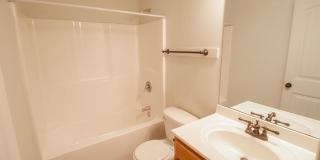 Spacious 4 BDR Duplex Gallery 29