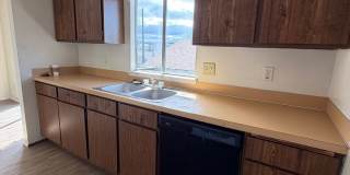 Newly remolded 3b/1b duplex Gallery 1