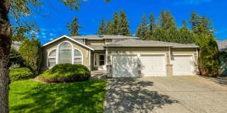 Beautiful 4-bedroom, 2.5-bathroom home located in the desirable Covington, WA Gallery 1