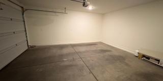 Modern 3-Bedroom + Loft + Den in Gated Phoenix Community with Mountain Views Gallery 26