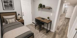 4-Bedroom Home with Private Primary Suite Near Fairmount Park Gallery 10