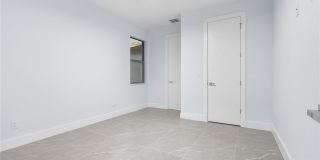 142 SW 33rd Place Gallery 25