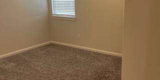 Beautiful 4 bed 3.5 bath home with a game room in The Enclave! Gallery 27