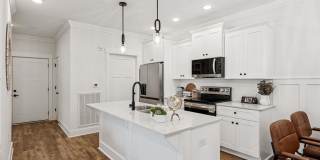 The Emerson at Commonwealth Gallery 10