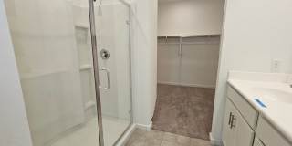 Military Jets Fly Over this 4BR House in Litchfield Park Gallery 20