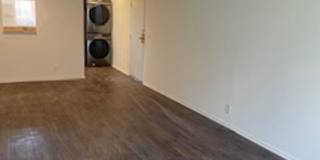 220 Bay St. Gallery 17