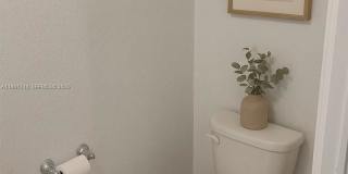 540 Northeast 5th Terrace Gallery 11