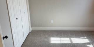 5 bed/ 4 Bath Townhome in Cheney Gallery 3