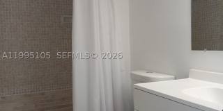 1300 Saint Charles Pl Gallery 8