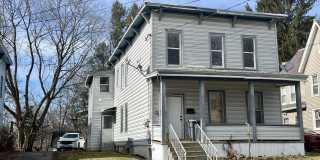 298-300 Locust Avenue unit: 2 Upstairs Gallery 1