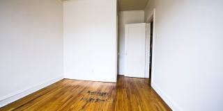 1738 W 77th St Gallery 5