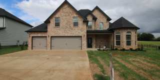 mega Huge wow. 4 bed 3 bath. Gallery 1