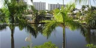 16500 Collins Ave Gallery 2