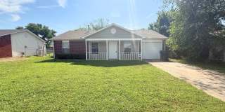1830 Lexington Rd Gallery 1