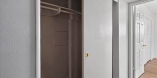 Charming 2BR Apartment in Fresno Gallery 26