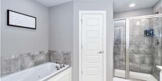 Stylish 3-Bedroom, 2-Bathroom Home for Rent! Gallery 17