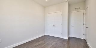 1939 N DARIEN Street Gallery 8