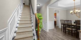 77 Lakeshore Parkway Gallery 18
