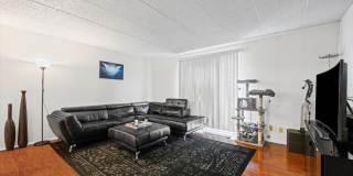 3223 W Parkway Drive Gallery 9