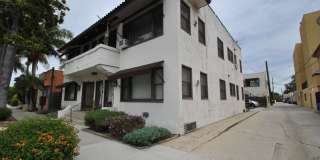 Charming Bluff Heights 1 bed room Gallery 4
