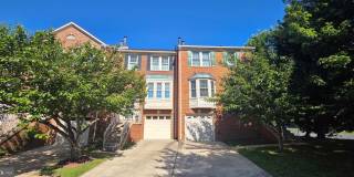 4722 MINOR Circle Gallery 1