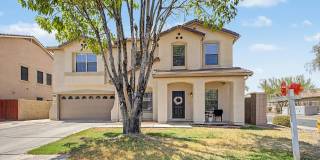 3709 E BETSY Lane Gallery 1