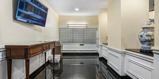 143 Hoyt Street Gallery 29