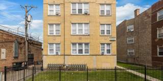 7055 S St Lawrence Apartments Gallery 4