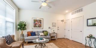 Legacy Pointe at Poindexter Apartments Gallery 16