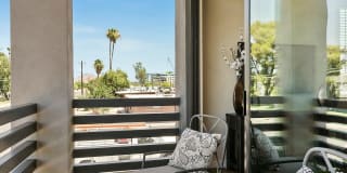 The Hardy Tempe Townhome Living Gallery 10