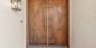 Stunning 7BR House in Camelback Canyon Gallery 20