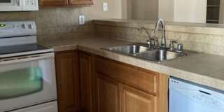 3 Bedroom Condo in Gated Portofino! Gallery 7