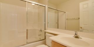 CHARMING 2 BEDROOM TOWNHOME IN SOUTHERN HIGHLANDS Gallery 15