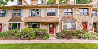 11 CHATEAU Circle Gallery 1