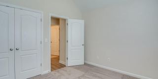 427 Amesbury Drive Gallery 13