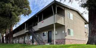 Move-In Special; Upstairs One Bedroom + Private Patio – SEE VIDEO Gallery 1
