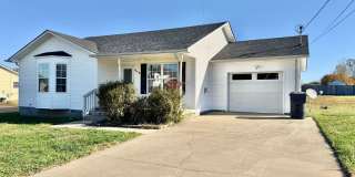 Three Bedroom in Oak Grove Gallery 1