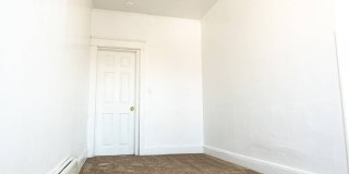 14 Horton Avenue Gallery 5