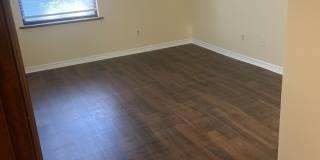 2701 Ne 10th St Gallery 32