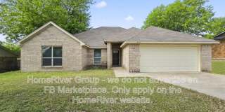 440 Pecan Dr Gallery 1