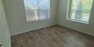 Spacious 3 bd home in a wonderful community. Gallery 13