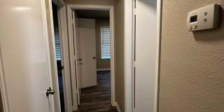 Del Valle -   SFH    ( 2 wks free rent w/ lease thru 5/31/27  w/ qualified app ) Gallery 19
